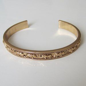 NRQ Elephant Bangle in Gold Tone